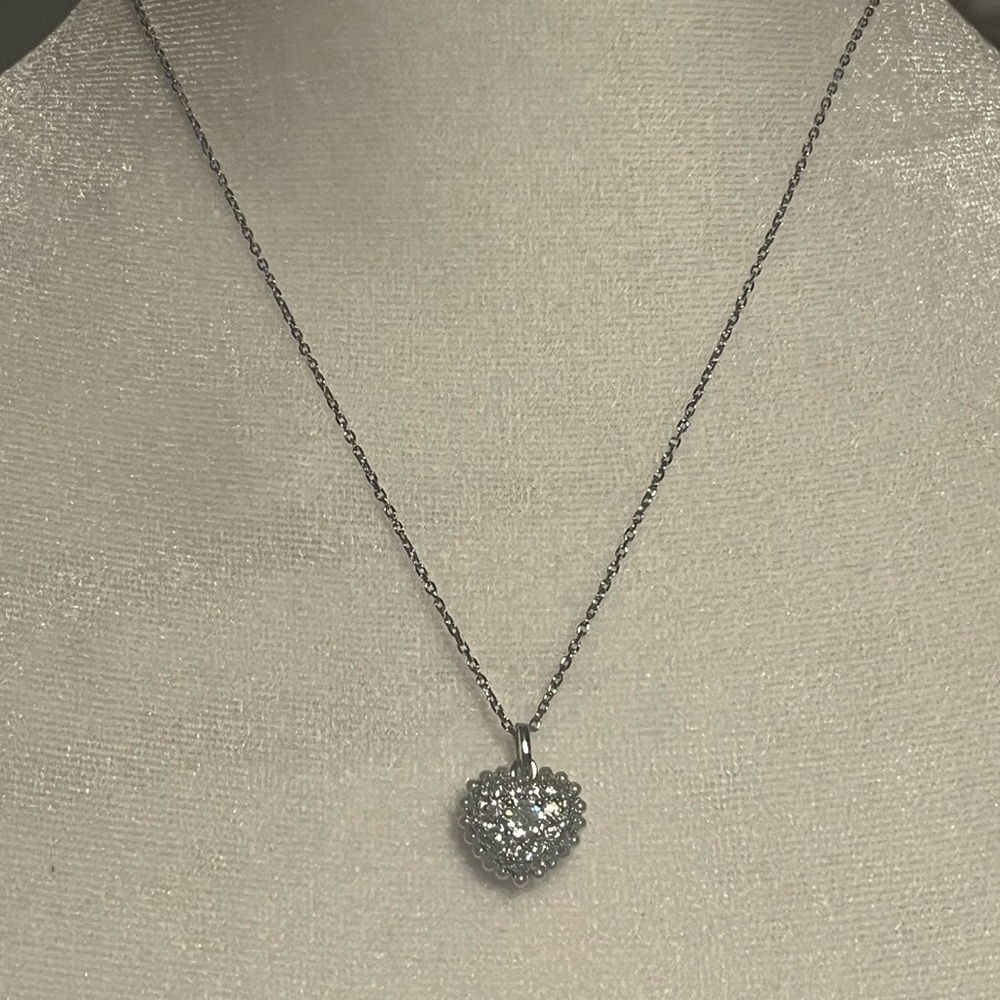 Swarovski Silver Heart Pendant White Crystal Necklace New in box - Picture 3 of 9